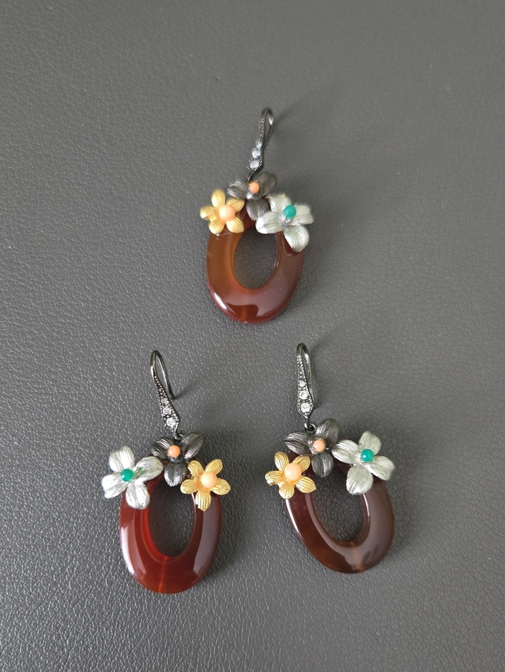 Floral Garnet-Red Hoop Drop 925 Sterling Silver Earrings and Pendant Set